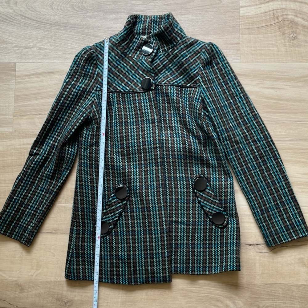 Coat - Picture 7 of 12